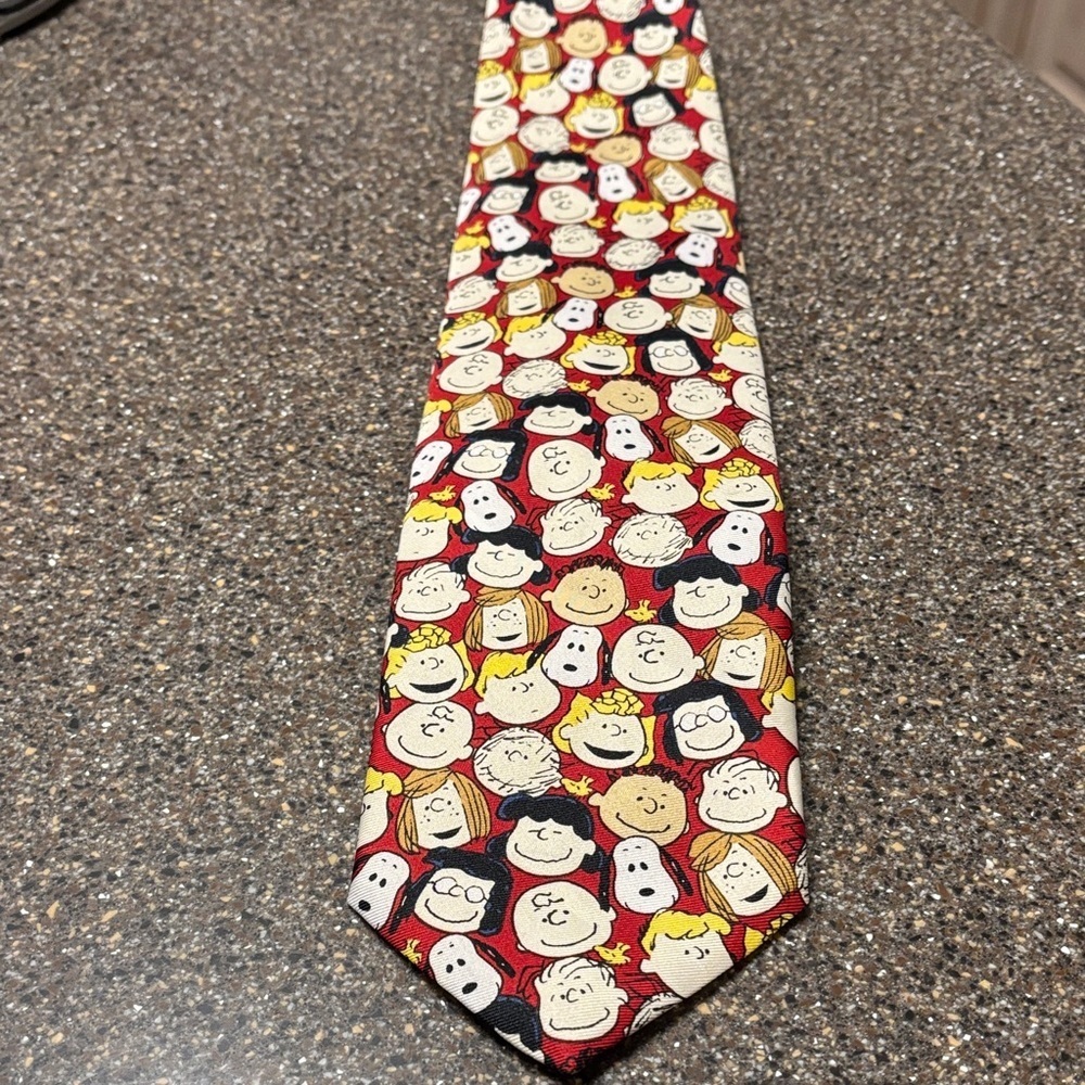 Peanuts Red and Yellow Cartoon Character Tie